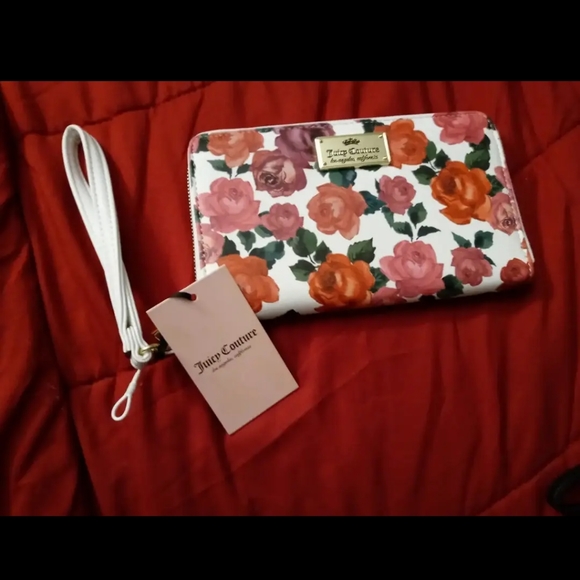 Juicy Couture Handbags - Juicy couture wallet